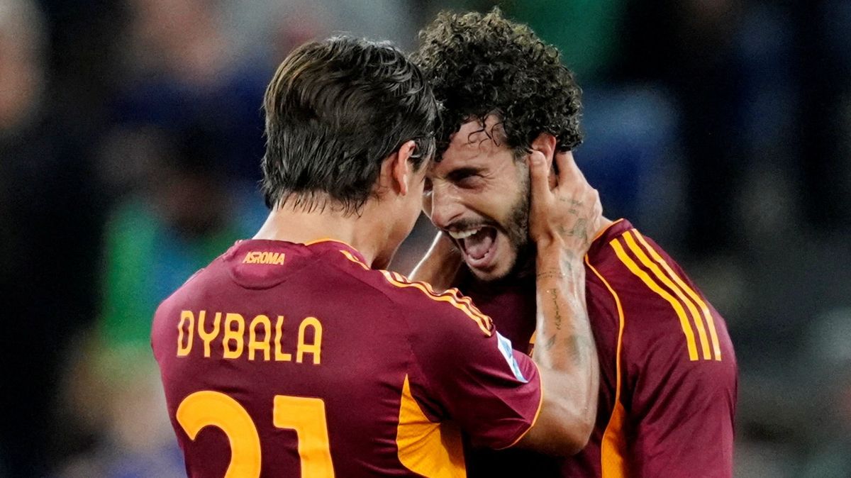 AS Řím se výhrou nad Parmou dotáhlo na lídra italské ligy Neapol